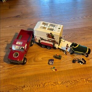 Retired Schleich truck and horse trailer complete set